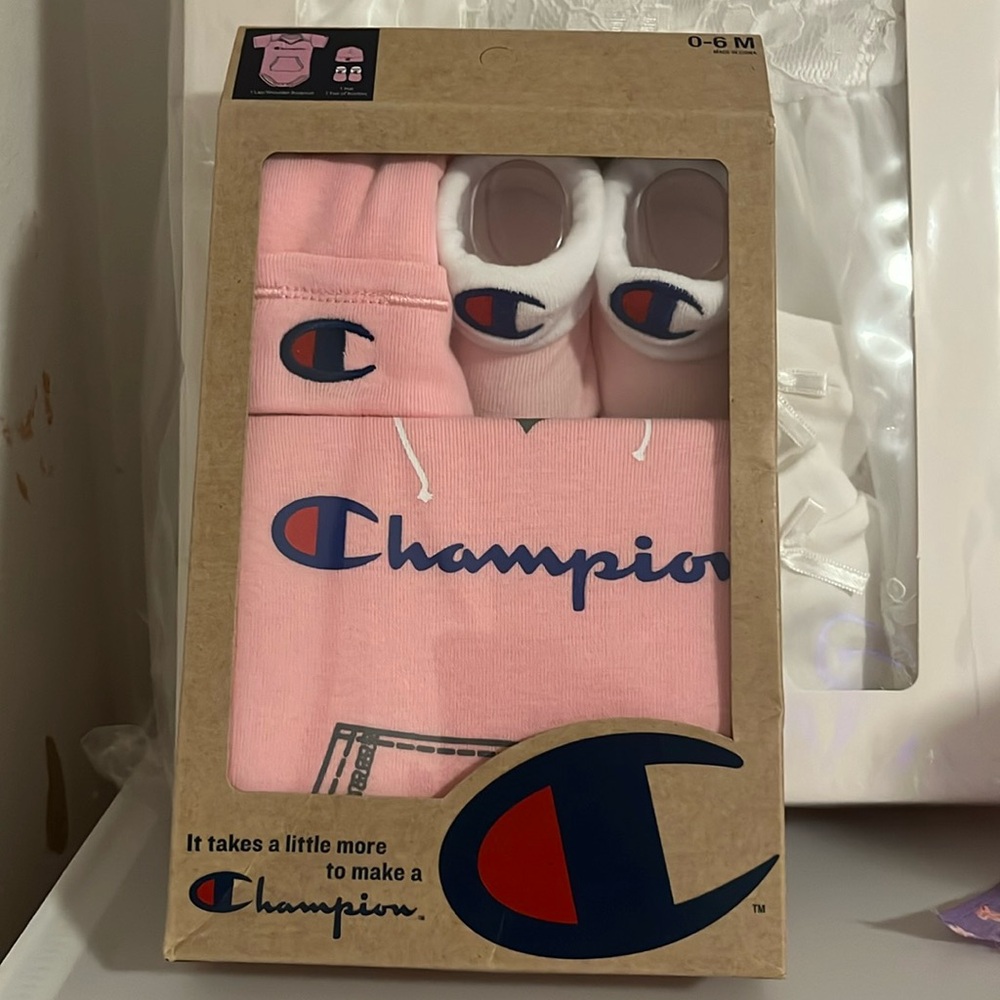 Champions baby box set